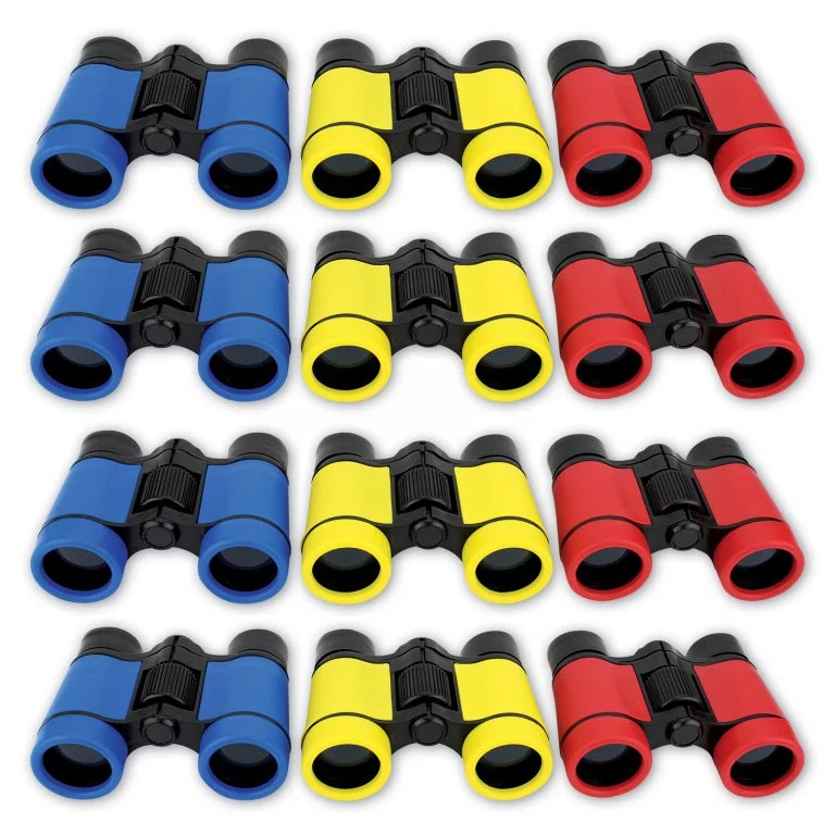 Binoculars Magnification (4X)